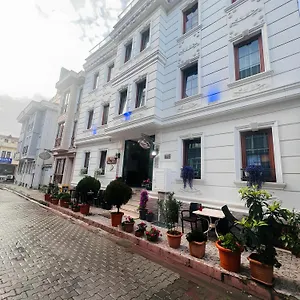 Hotel Maritime