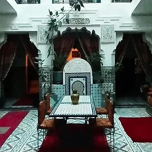 *** Riad Tiziri Maroc